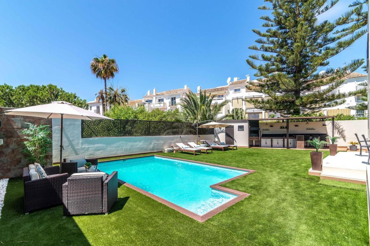 Vacation Marbella I Villa Riviera Del Sol, Private Pool, Jacuzzi, Walking Distance To The Beach Malaga Exterior photo
