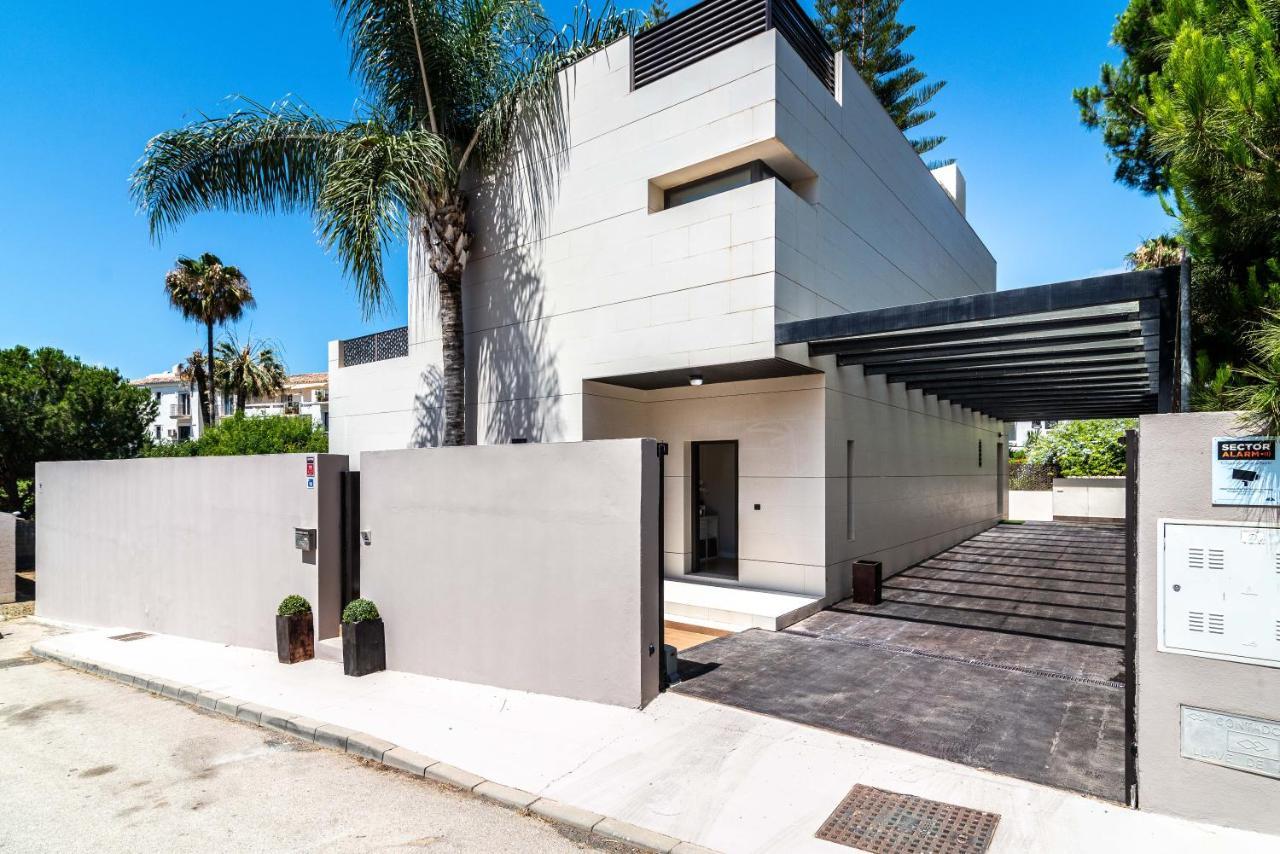 Vacation Marbella I Villa Riviera Del Sol, Private Pool, Jacuzzi, Walking Distance To The Beach Malaga Exterior photo