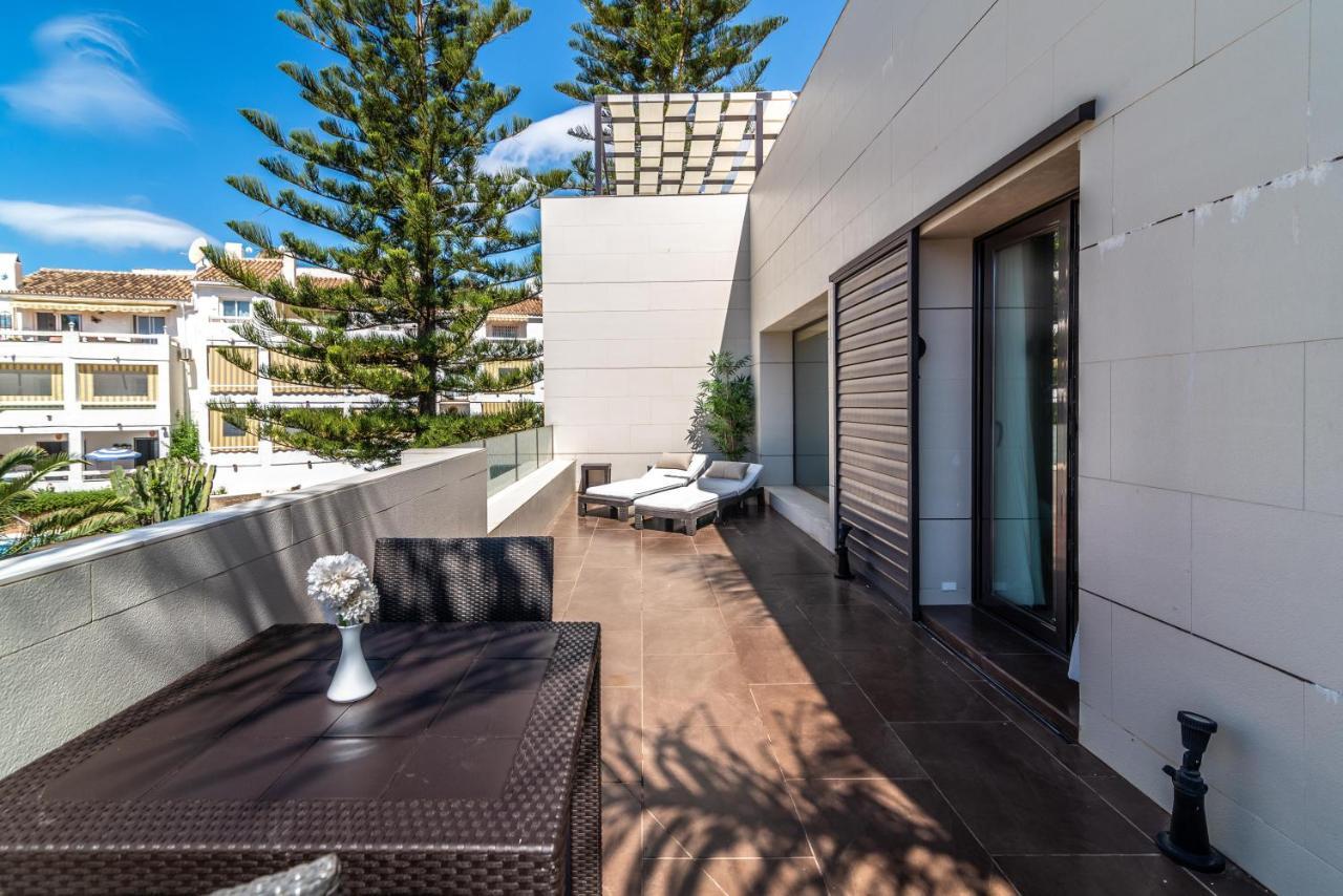 Vacation Marbella I Villa Riviera Del Sol, Private Pool, Jacuzzi, Walking Distance To The Beach Malaga Exterior photo