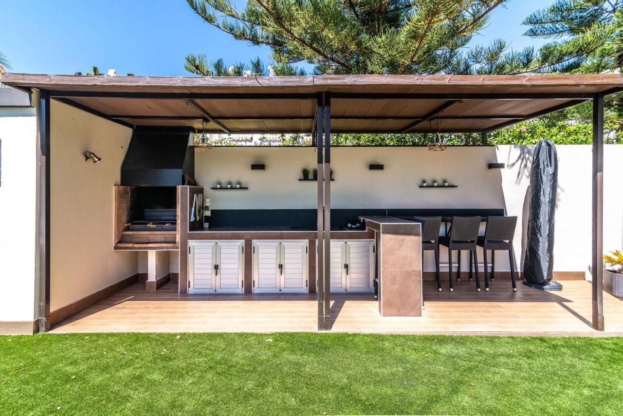 Vacation Marbella I Villa Riviera Del Sol, Private Pool, Jacuzzi, Walking Distance To The Beach Malaga Exterior photo